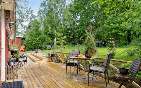 Reika - 1Km from the Sea: Legna, Mobilia, Mobili Da Esterno, Sedia, Giardino, Deck, Vaso Di Fiori, Latifoglie, Backyard