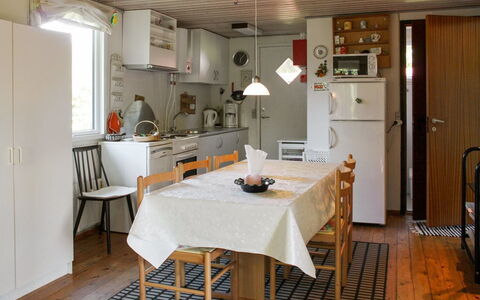 Aneline - 700M from the Sea: Zona Residenziale, Tetto, Sobborgo, Driveway, Estate, Camino
