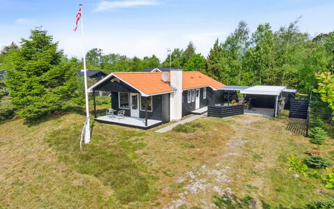 Andria - 300M from the Sea: Legna, Casa, Portico, Deck, Latifoglie, Tetto, Color Legno, Pavimento In Legno, Eco Hotel