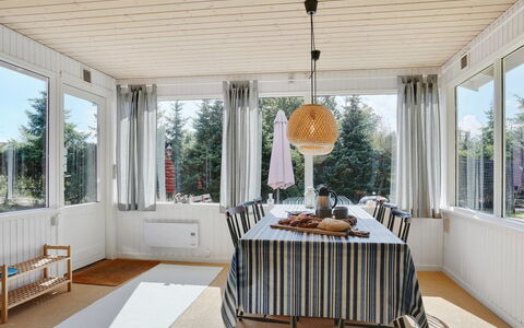 Anevay - 300M from the Sea: Tetto, Casa, Casa, Villetta, Raccordo, Estate, Driveway, Edifici Giardino, Cortile, Capannone
