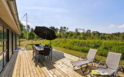 Veiko - 1.2Km from the Sea