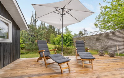 Landolf - 250M from the Sea