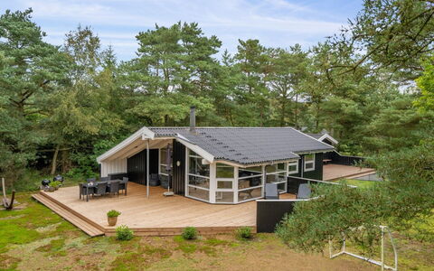 Ove - 500M from the Sea: Tetto, Casa, Casa, Villetta, Raccordo, Estate, Driveway, Edifici Giardino, Cortile, Capannone