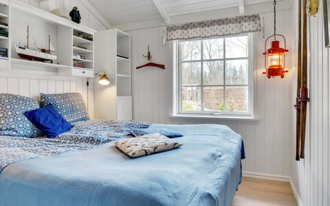 Fido - 300M from the Sea: Camera Da Letto, Letto, Interior Design, Legna, Mobilia, Soffitto, Bedding, Lenzuolo, Biancheria, Camera