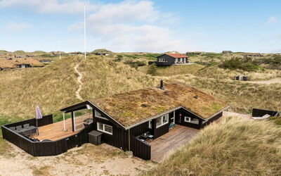 Nielsigne - 400M from the Sea