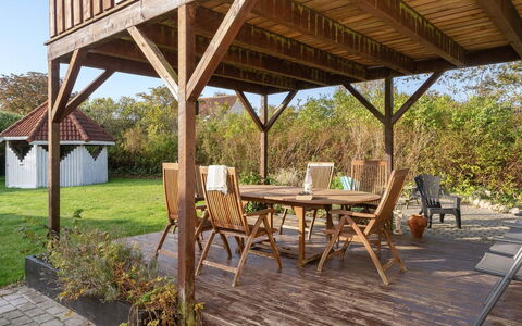 Hethin - 100M from the Sea: Erba, Casa, Tetto, Casa, Villetta, Arbusto, Lotto, Area Rurale, Agriturismo, Groundcover
