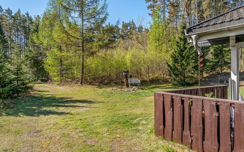 Uuno - 1.2Km from the Sea: Legna, Casa, Portico, Deck, Latifoglie, Tetto, Color Legno, Pavimento In Legno, Eco Hotel