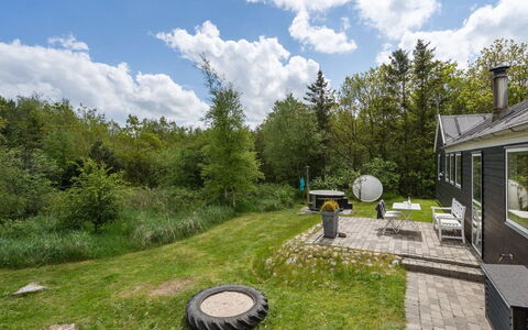 Eireen - 600M to the Fjord: Zona Residenziale, Tetto, Sobborgo, Driveway, Estate, Camino
