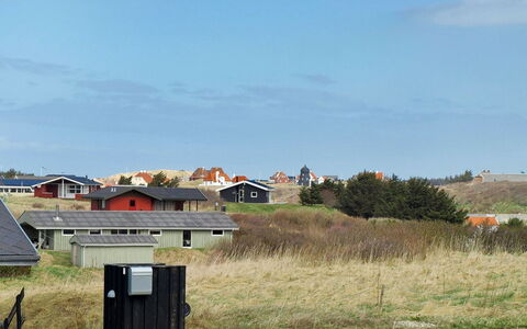 Alana - 346M from the Sea: Tetto, Casa, Casa, Villetta, Raccordo, Estate, Driveway, Edifici Giardino, Cortile, Capannone