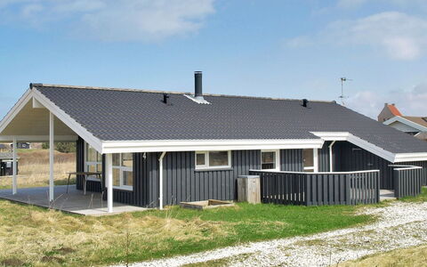 Alana - 346M from the Sea: Tetto, Casa, Casa, Villetta, Raccordo, Estate, Driveway, Edifici Giardino, Cortile, Capannone