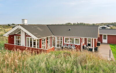 Iacobus - 400M from the Sea