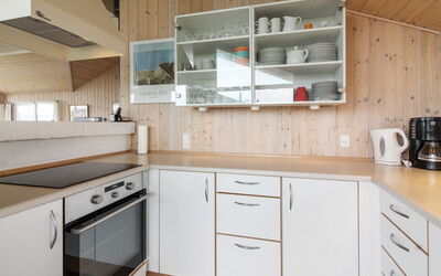 Fanija - 200M from the Sea