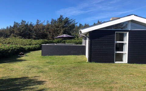 Gerlef - 382M from the Sea: Tetto, Casa, Casa, Raccordo, Villetta, Materiale Composito, Porta, Finestra A Ghigliottina, Estate, Camino