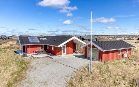 Björnstjerne - 400M from the Sea: Comunita 'Impianto, Luce Del Sole, Pianta Erbacea, Giardino, Piantagione, Agricoltura, Azienda Agricola