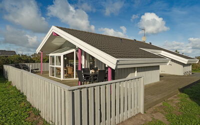Hava - 450M from the Sea