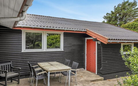 Sorja - 420M from the Sea: Legna, Raccordo, Tetto, Villetta, Portico, Shade, Latifoglie, Color Legno, Plank, Deck