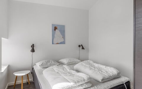 Vilda - 416M from the Sea: Letto, Camera Da Letto, Parete, Interior Design, Lenzuolo, Bedding, Pavimento, Soffitto, Mobilia, Pavimentazione