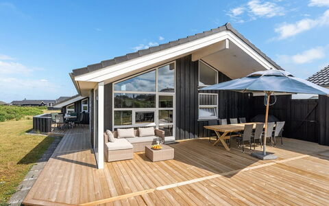Lex - 150M from the Sea: Interior Design, Soffitto, Appartamento, Pavimentazione, Mobilia, Pavimento, Camera, Illuminazione, Casa, Divano