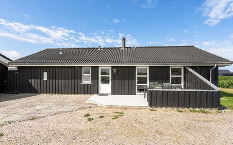 Lex - 150M from the Sea: Legna, Tetto, Casa, Villetta, Porta, Casa, Raccordo, Lotto, Edifici Giardino, Capannone