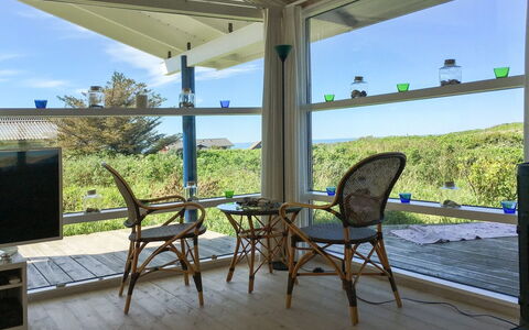 Wilma - 400M from the Sea: Legna, Tetto, Architettura, Casa, Casa, Villetta, Raccordo, Latifoglie, Pendenza, Estate