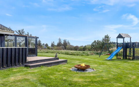 Wante - 900M from the Sea: Casa, Casa, Porta, Tetto, Villetta, Estate, Giardino, Shade, Raccordo, Cortile