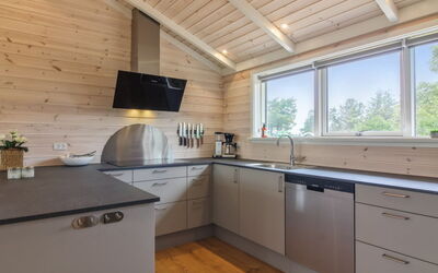 Heriest - 1.2Km from the Sea