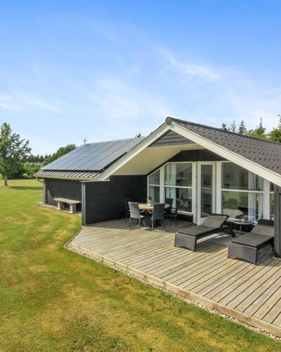 Harmen - 1.1Km from the Sea
