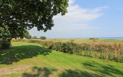 Isalie - 200M from the Sea
