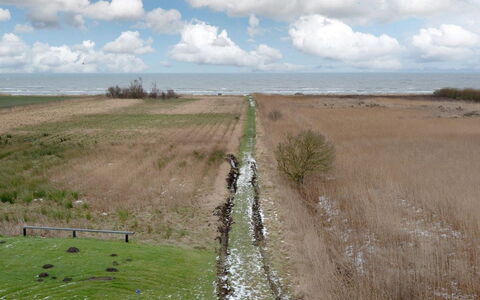 Gonda - 500M from the Sea: 