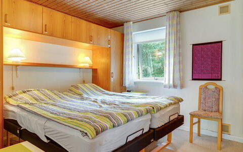 Maksimilian - 1.5Km from the Sea: Mobilia, Interior Design, Letto, Camera Da Letto, Legna, Pavimento, Pavimentazione, Soffitto, Tessile, Camera