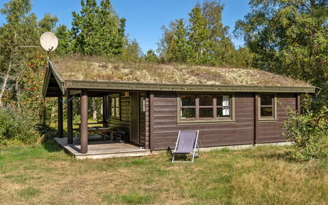 Beatrix - 700M from the Sea: Legna, Casa, Portico, Deck, Latifoglie, Tetto, Color Legno, Pavimento In Legno, Eco Hotel