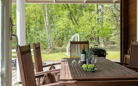 Rosamunde - 1.3Km from the Sea: 