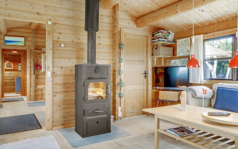 Gorjan - 300M from the Sea: Legna, Mobilia, Latifoglie, Log Cabin, Color Legno, Pavimento In Legno, Plank, Stufa A Legna, Soggiorno, Sedia