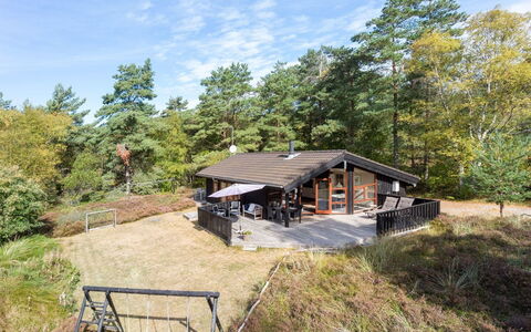 Bernarda - 400M from the Sea: Legna, Casa, Portico, Deck, Latifoglie, Tetto, Color Legno, Pavimento In Legno, Eco Hotel