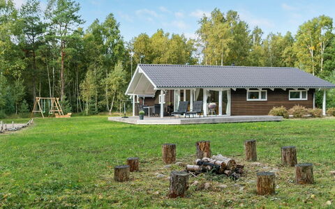Thomasine - 1.5Km from the Sea: Legna, Casa, Portico, Deck, Latifoglie, Tetto, Color Legno, Pavimento In Legno, Eco Hotel