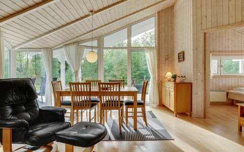 Thomasine - 1.5Km from the Sea: Interior Design, Soffitto, Legna, Mobilia, Pavimentazione, Pavimento, Pavimento In Legno, Soggiorno, Casa, Divano