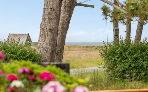 Eivi - 150M from the Sea: Villetta, Capannone, Capanna, Agriturismo, Prateria, Baracca, Fienile, Log Cabin, Edifici Giardino