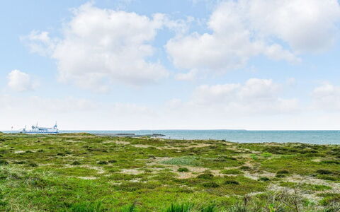 Djuna - 200M from the Sea: Cielo, Blu, Giorno, Verde, Nube, Orizzonte, Ambiente Naturale, Vegetazione, Ecoregione, Pascolo