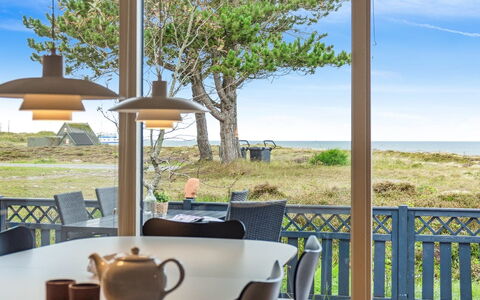 Djuna - 200M from the Sea: Legna, Tetto, Casa, Villetta, Porta, Casa, Raccordo, Lotto, Edifici Giardino, Capannone