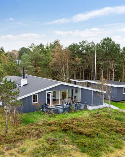 Djuna - 200M from the Sea