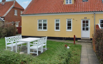 Faustine - 500M from the Sea
