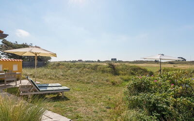 Jantje - 500M from the Sea