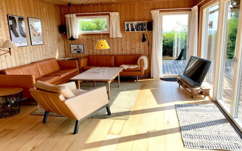 Iadrik - 85M to the Fjord: Mobilia, Interior Design, Pavimentazione, Pavimento, Legna, Divano, Pavimento In Legno, Soffitto, Soggiorno, Camera