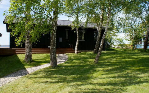 Iadrik - 85M to the Fjord: Legna, Lotto, Shade, Prato, Giardino, Latifoglie, Landscaping, Cortile, Backyard, Plank