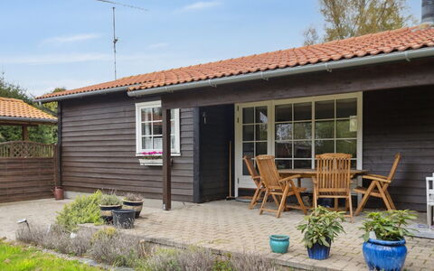 Undis - 660M from the Sea: Casa, Villetta, Casa, Tetto, Raccordo, Porta, Portico, Shade, Cortile, Giardino