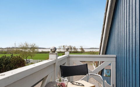 Delina - 200M from the Sea: Zona Residenziale, Tetto, Sobborgo, Driveway, Estate, Camino