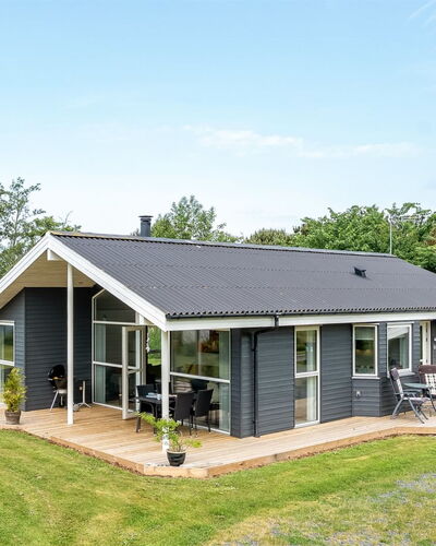 Luukas - 150M from the Sea