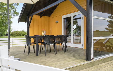 Janne - 400M from the Sea: Blu, Arbusto, Villetta, Groundcover, Giardino, Estate, Shade, Landscaping, Agriturismo, Eco Hotel