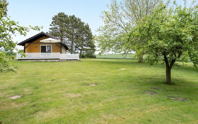 Janne - 400M from the Sea