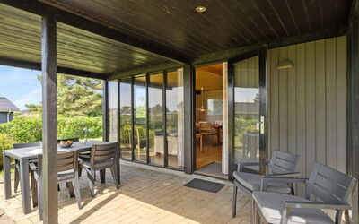 Veljan - 400M from the Sea